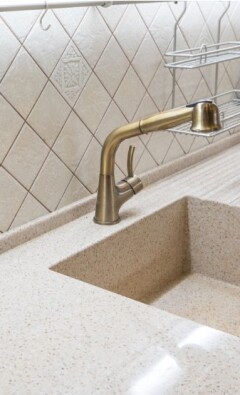 Раковины для столешницы: в чем их особенности и преимущества