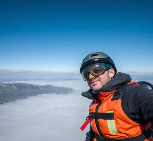 Самоспасатель: как маленький прибор может спасти жизнь и почему ему можно доверять