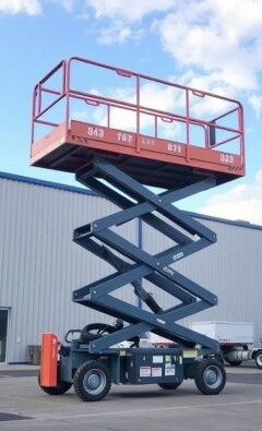 Ножничный подъемник: как он работает и почему он так популярен